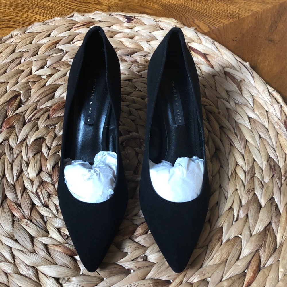 Charles & Keith Swede pump.